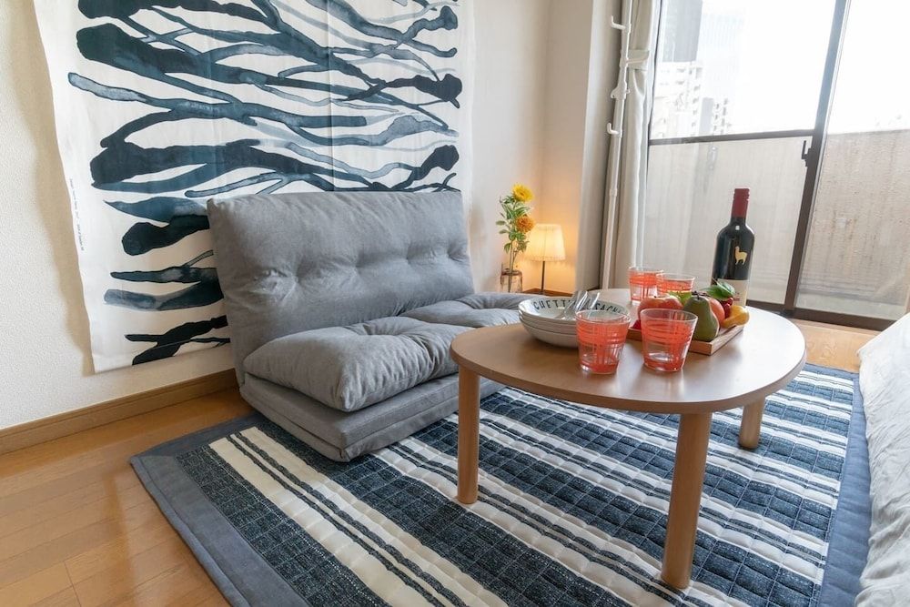 undefined Liv City Shinjuku I 10