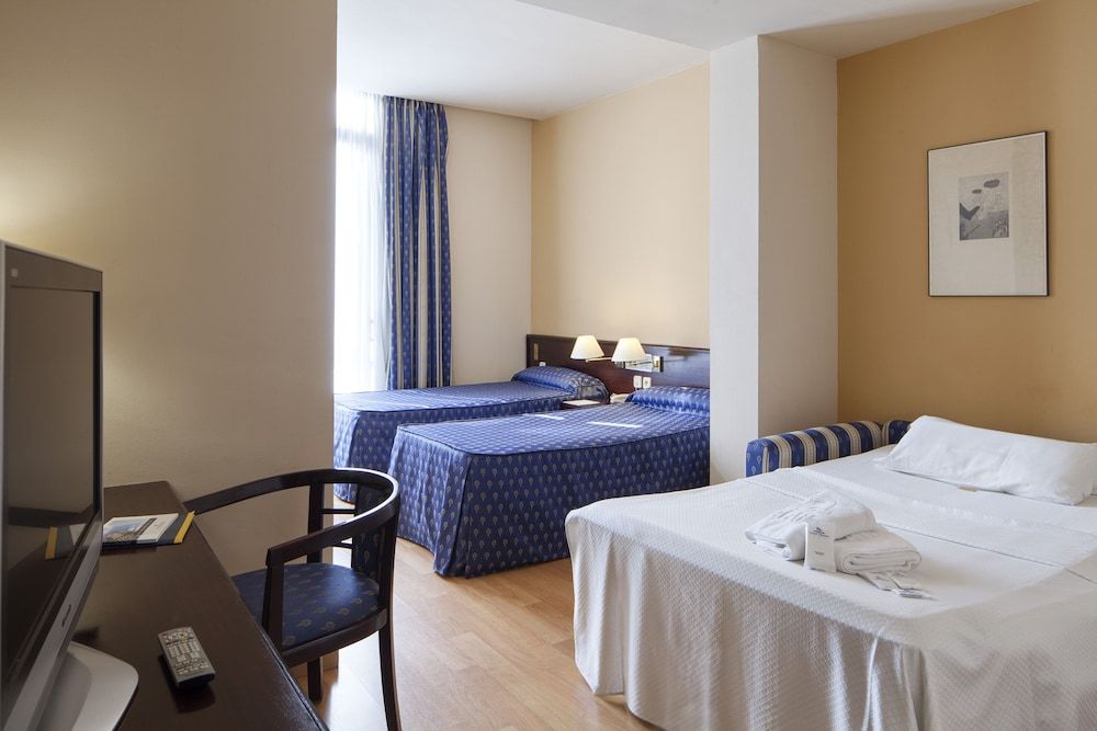 Hotel Atlantis Superior Room 2