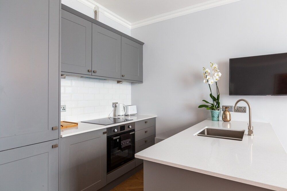 Beautiful 2 Bedroom Garden flat City Villa 23