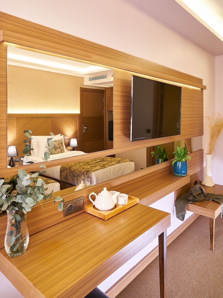 undefined Atro Hotel 6