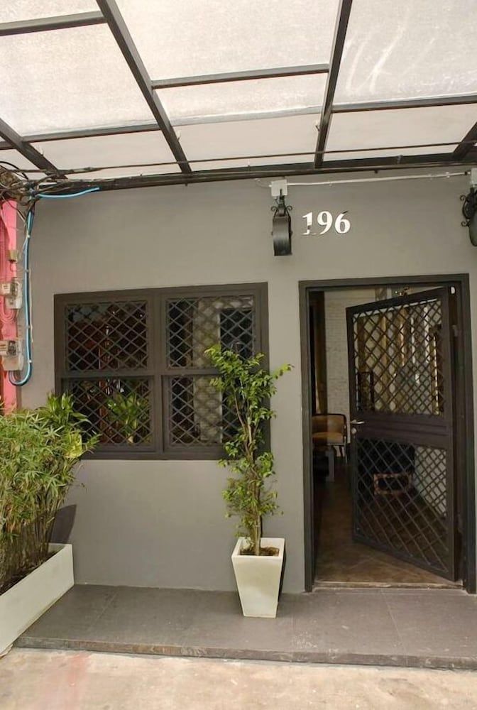 undefined 196 Oldtown Chic