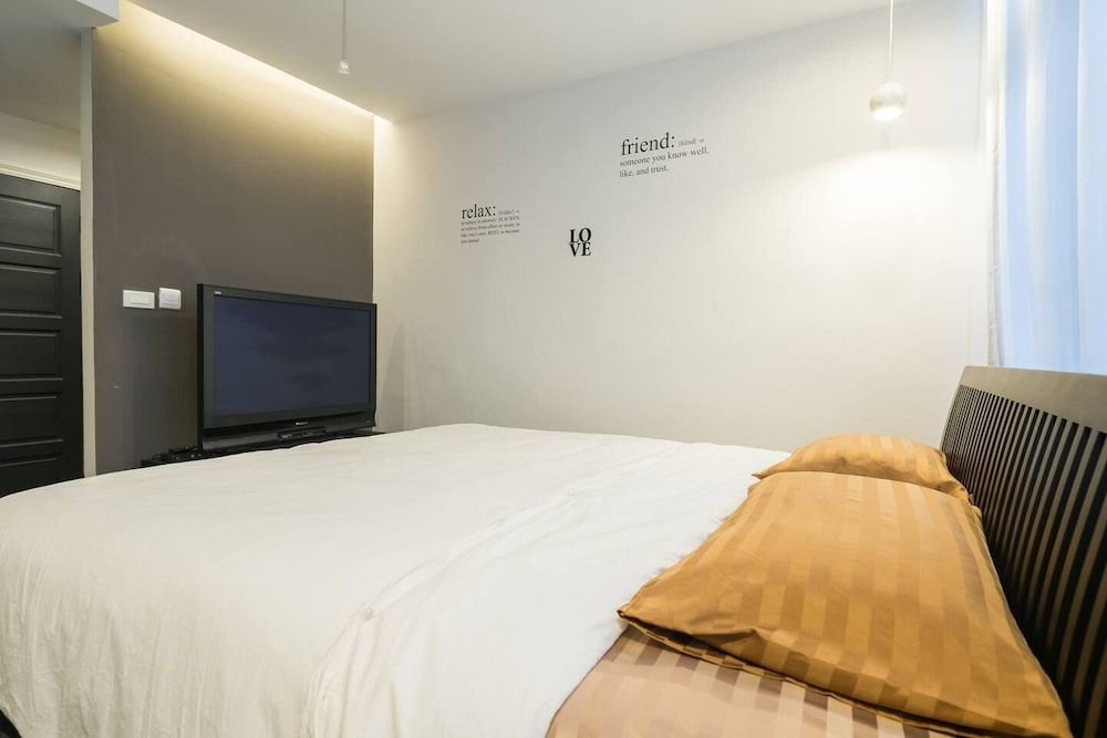 undefined 196 Oldtown Chic 3