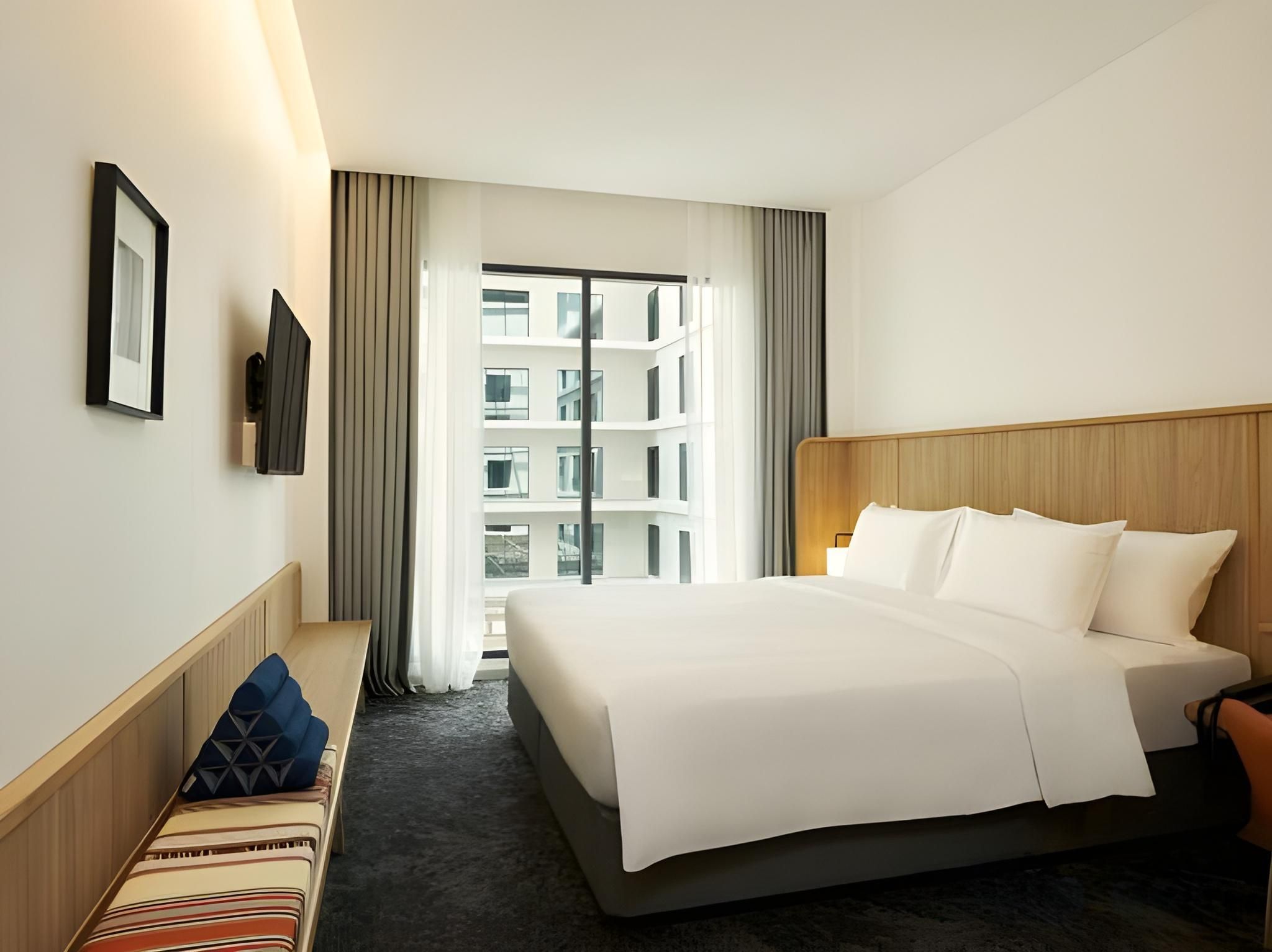 Roomy King City