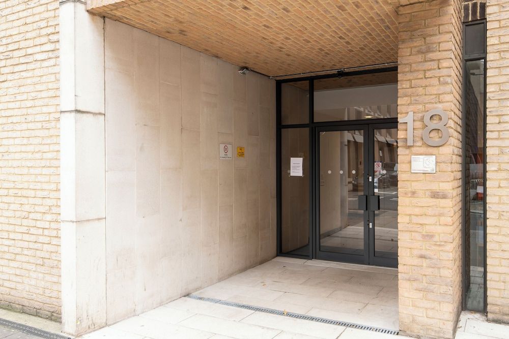 undefined One Bed Apartment in Waterloo near Southwark 3