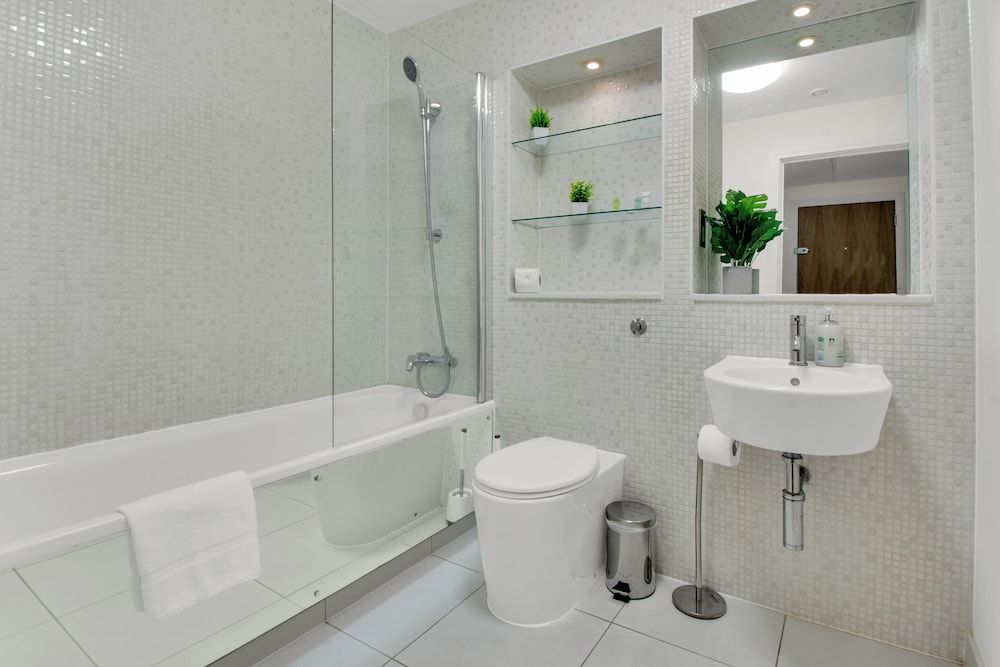 undefined One Bed Apartment in Waterloo near Southwark 9