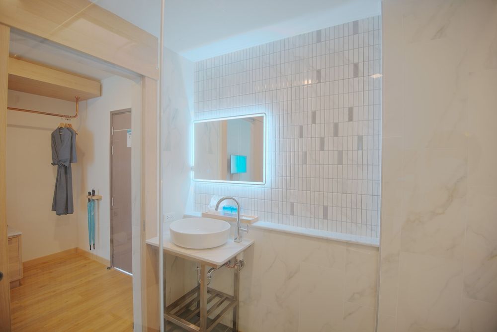 undefined Infinity Aonang Krabi Hotel 7