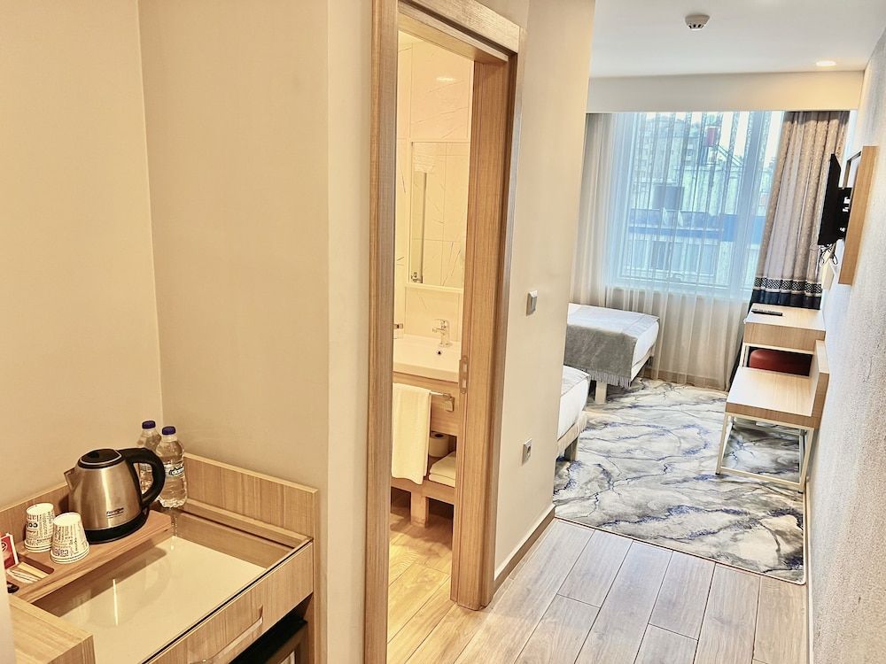 Old Town Point Hotel & Spa Antalya Economy Twin Room, 2 Twin Beds, Non Smoking, City View 4