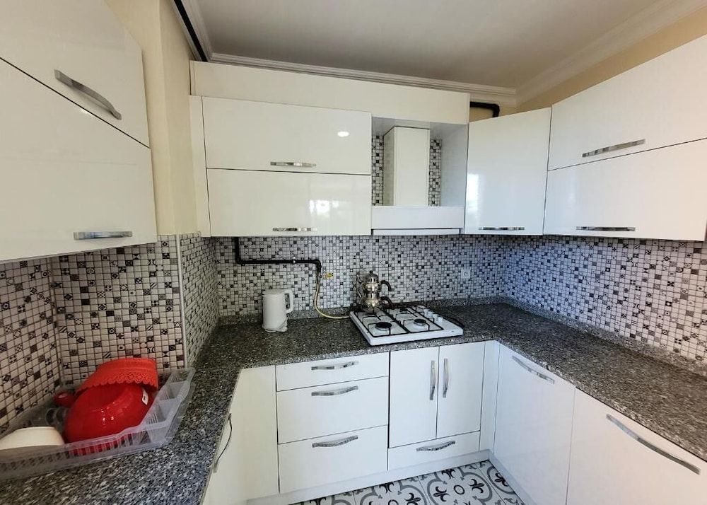 undefined Masif House 8