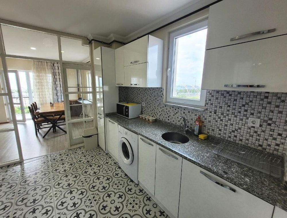 undefined Masif House 7