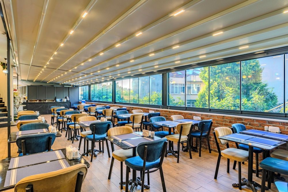 undefined Sultan Hamit Hotel 10