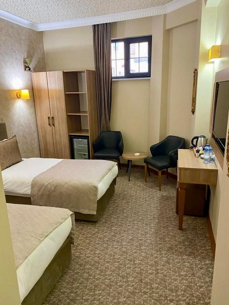 undefined Sultan Hamit Hotel 4