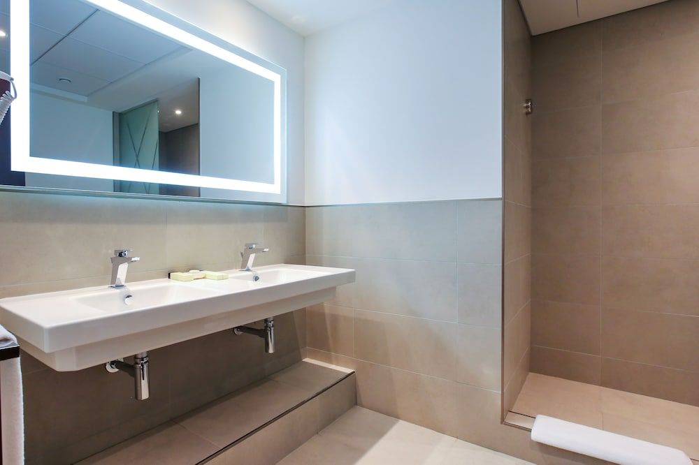 Sitara Hotel Apartment Studio Suite King 5