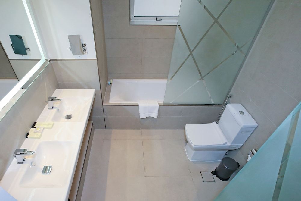 Sitara Hotel Apartment Studio Suite King 3