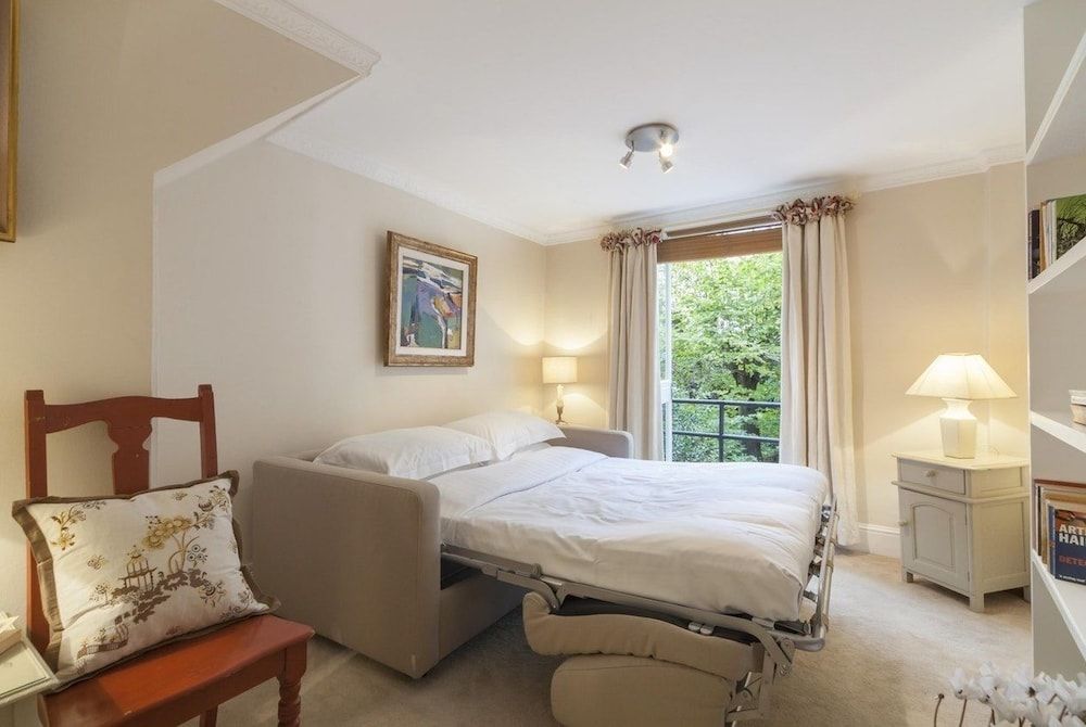 undefined Notting Hill Retreat 5