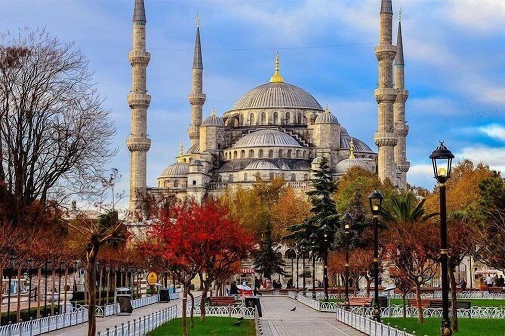 undefined Butique House 3