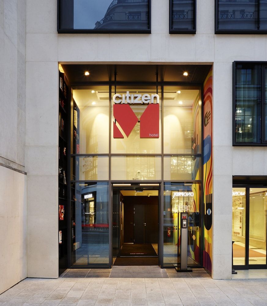 undefined citizenM Paris Champs-Élysées 4