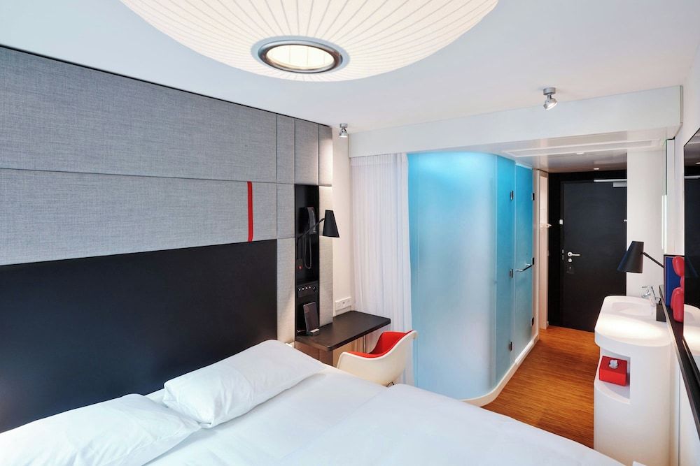 citizenM Paris Champs-Élysées Room, 1 King Bed