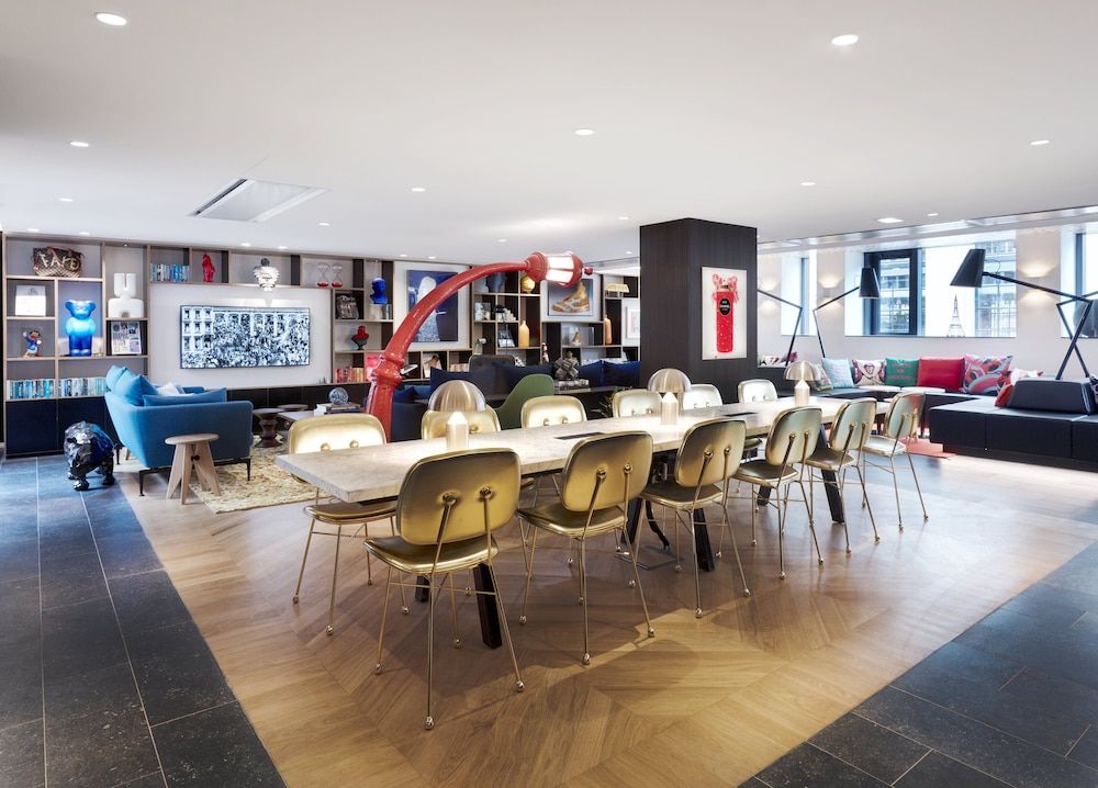 undefined citizenM Paris Champs-Élysées 8