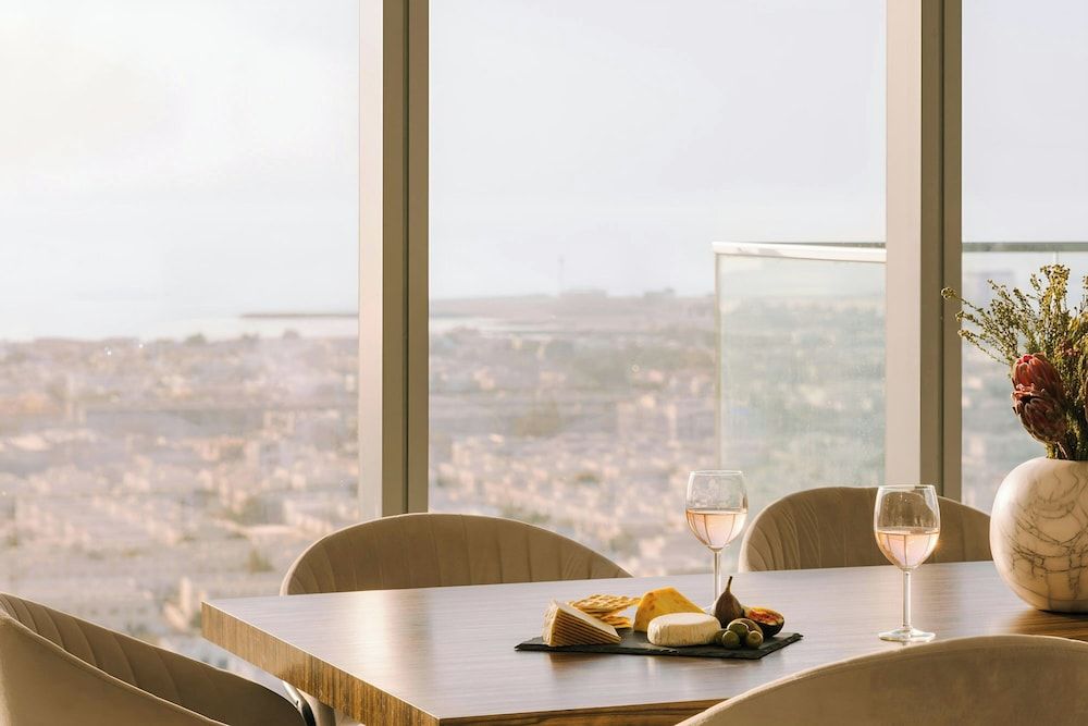 undefined Sonder by Marriott Bonvoy Downtown Towers Apartments 9