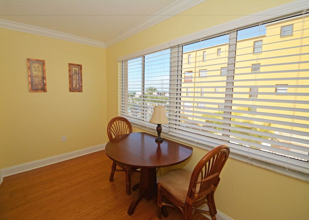 Westwinds Waterfront Resort Condo, 1 Bedroom, Kitchen 3