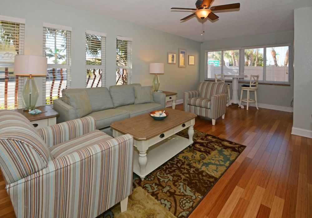 Westwinds Waterfront Resort Condo, 2 Bedrooms, Kitchen 6