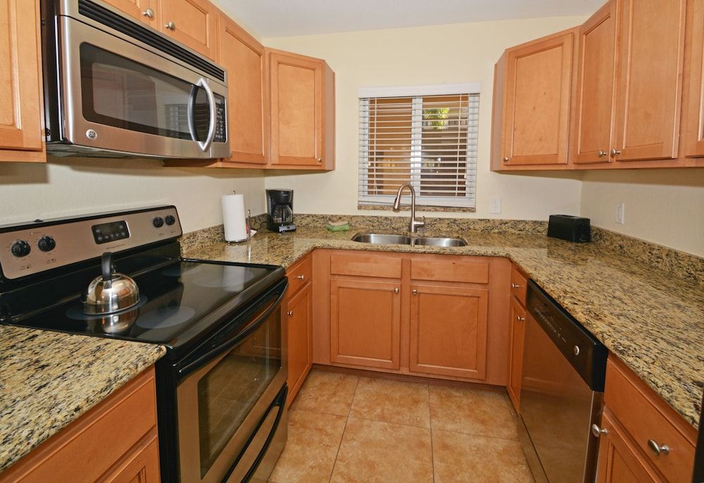 Westwinds Waterfront Resort Condo, 2 Bedrooms, Kitchen 5