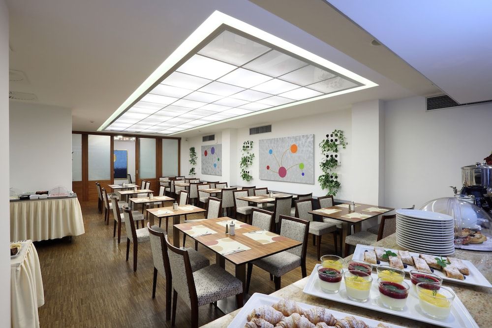 undefined Hotel Amarilis 6