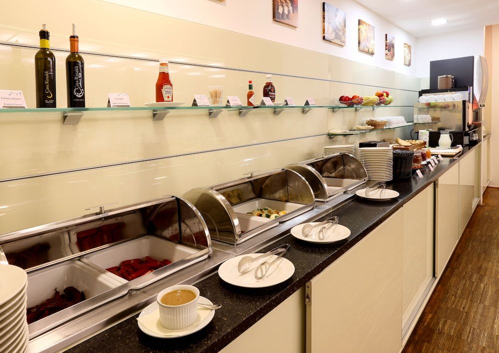 undefined Hotel Amarilis 10