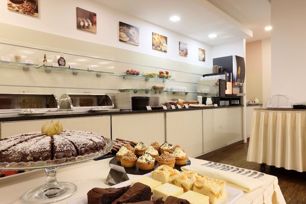 undefined Hotel Amarilis 9