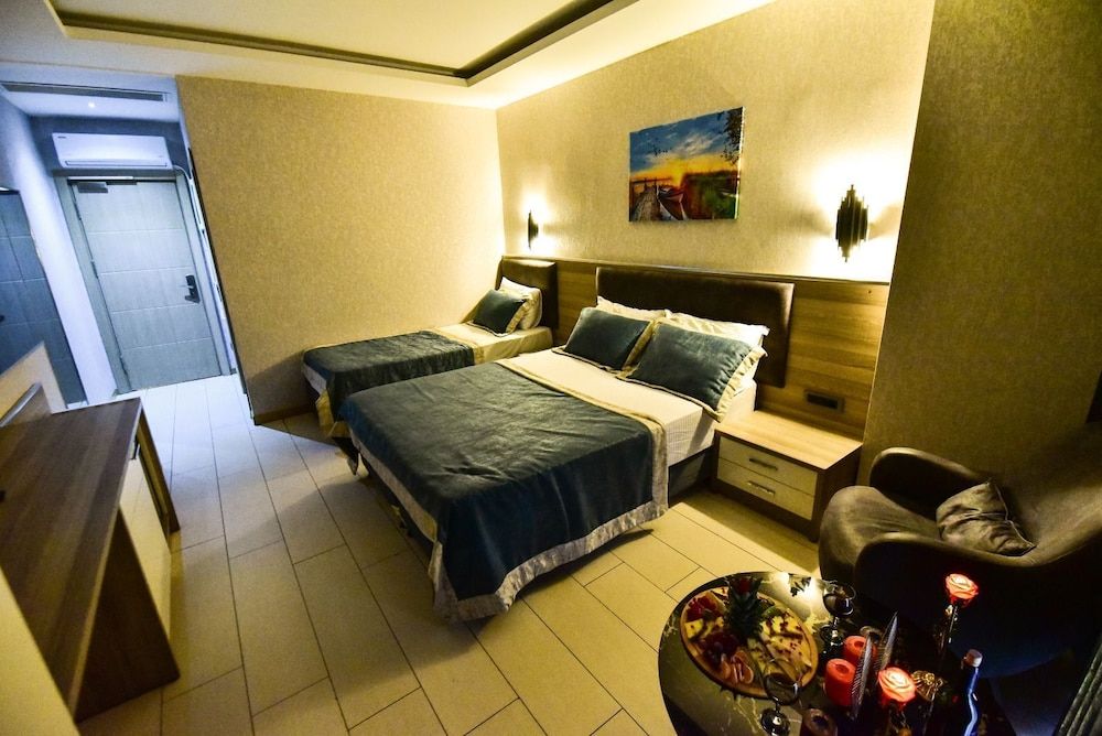 undefined Restwon Suit 9