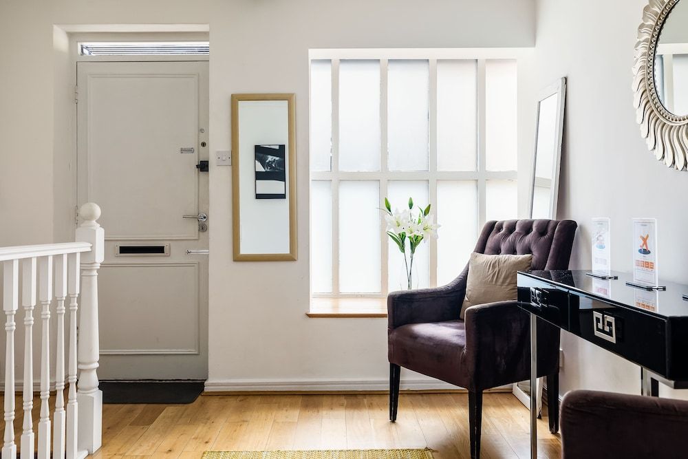 Picktheplace Crawford Place Suites Comfort Apartment 14