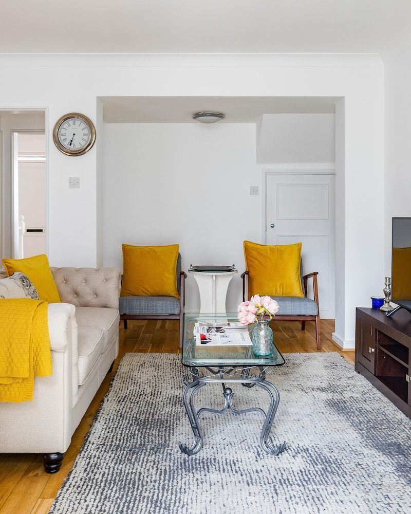 Picktheplace Crawford Place Suites Comfort Apartment 11