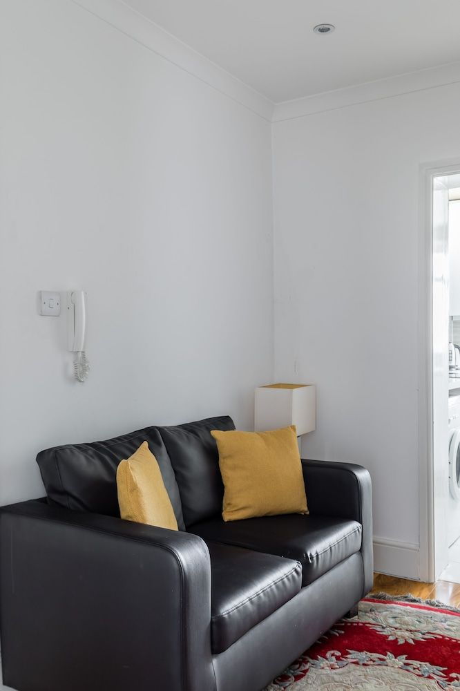 undefined Picktheplace Crawford Place Suites 10