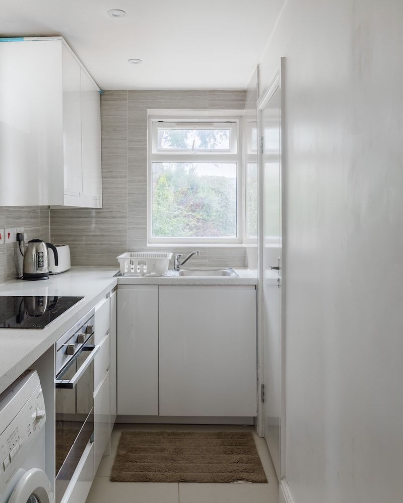 undefined Picktheplace Crawford Place Suites 8