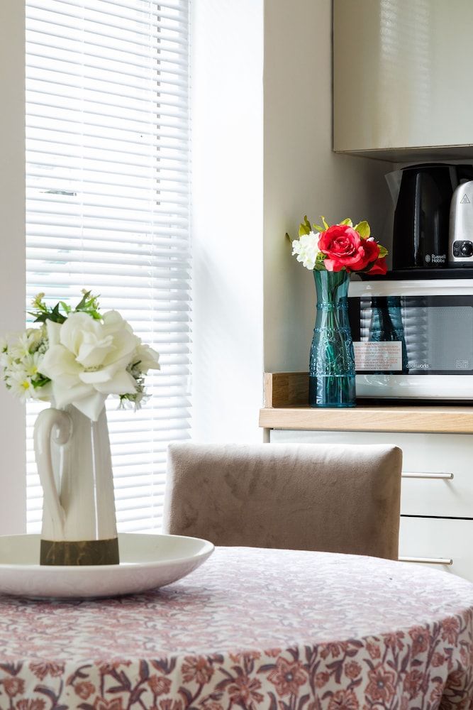 Picktheplace Crawford Place Suites Comfort Apartment 9