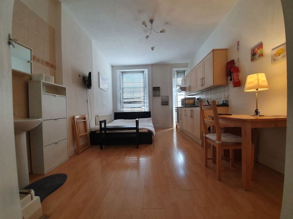 Studio Apartment in South Kensington 4 Studio 20