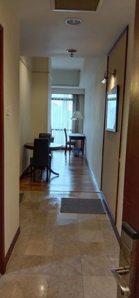 undefined The Oriental Suite At Times Square 4