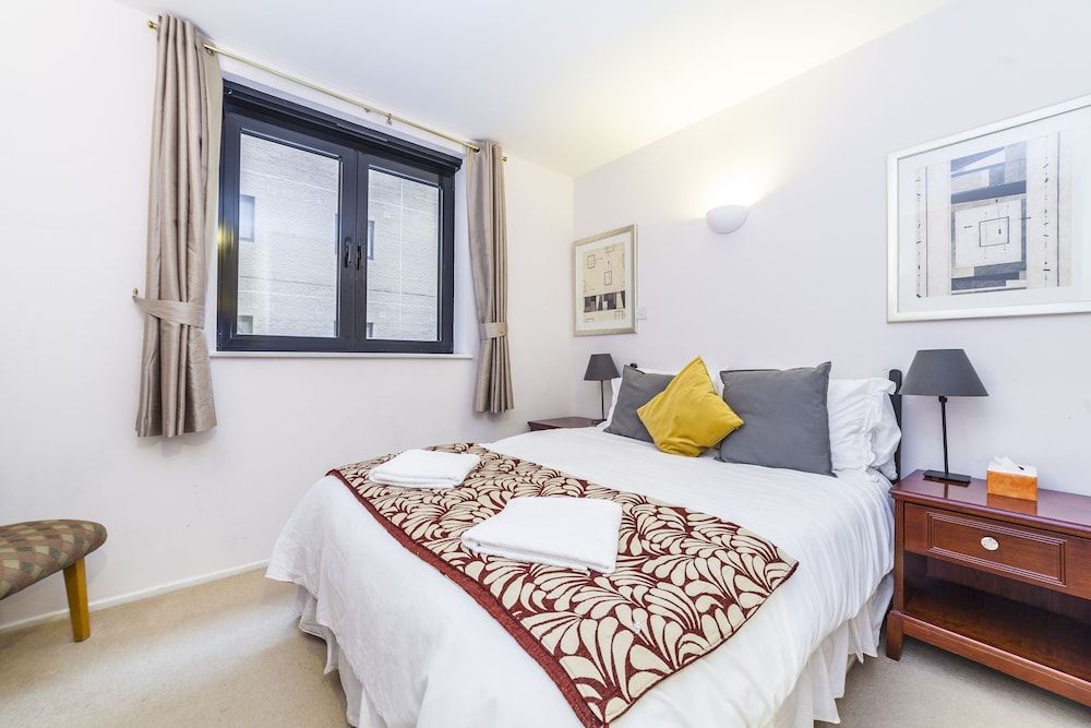 undefined Point West Apartments Gloucester Road 6