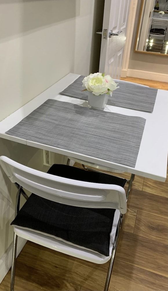 undefined Charming 2-bed Apartment 6