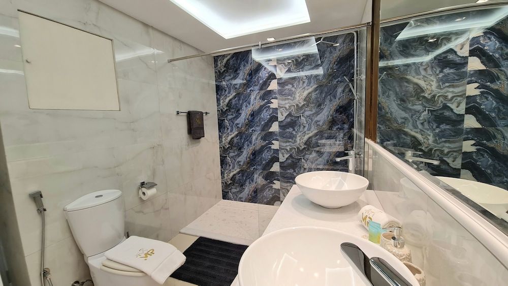 Marco Polo - Stunning Marina Views | High Floor | Close to Tram Comfort Apartment 18