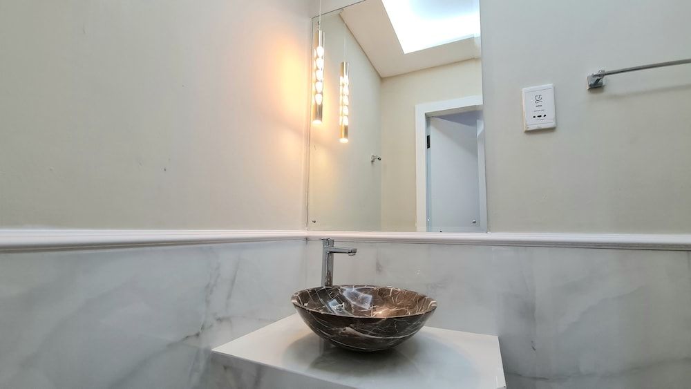 Marco Polo - Stunning Marina Views | High Floor | Close to Tram Comfort Apartment 19