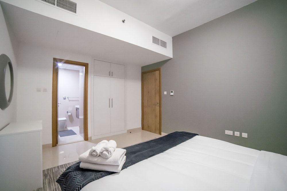 Luton Vacation Homes Continental Tower Apartment, 2 Bedrooms (1507) 5