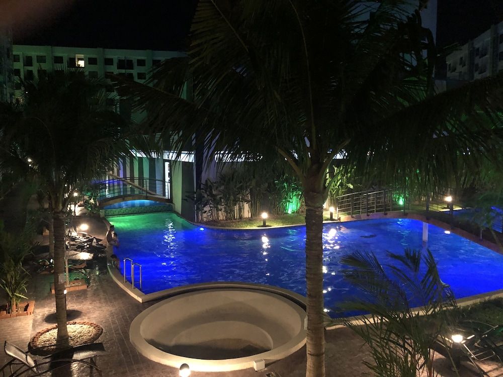 undefined Arcadia Family Suite 7