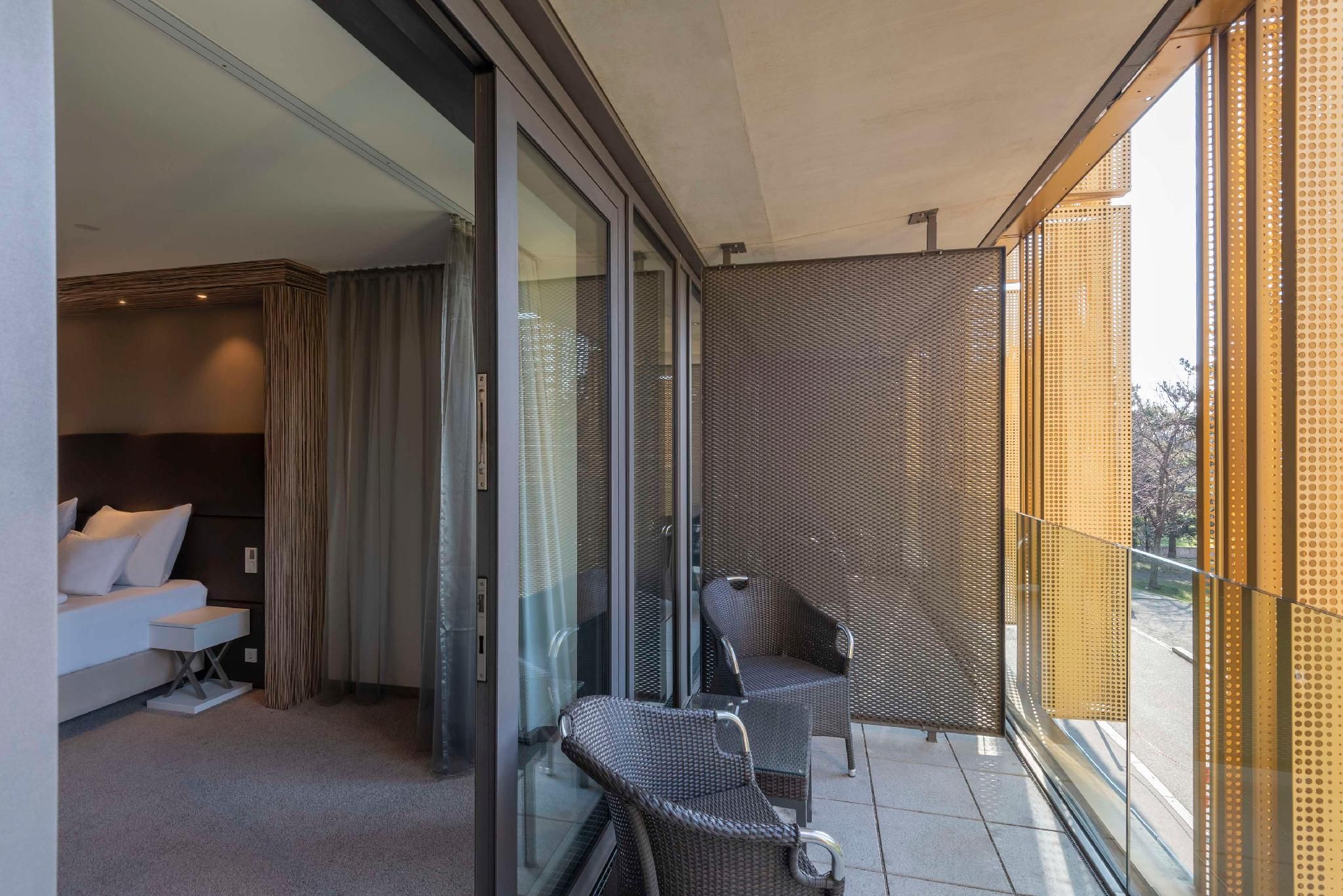 King Deluxe with Balcony