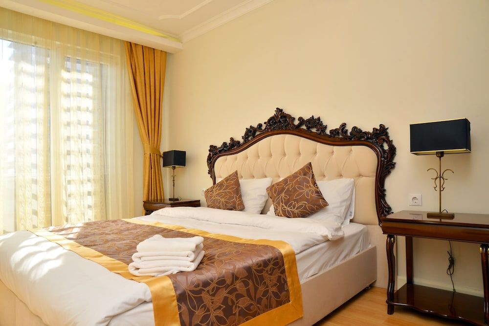 undefined Double Park Suites