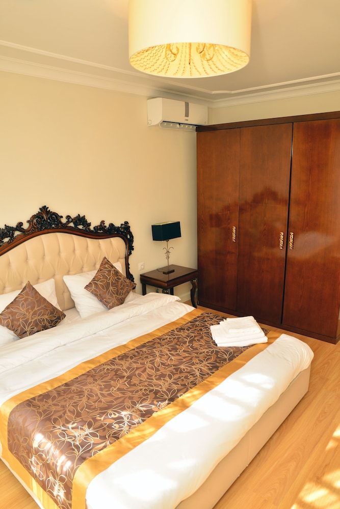 undefined Double Park Suites 10