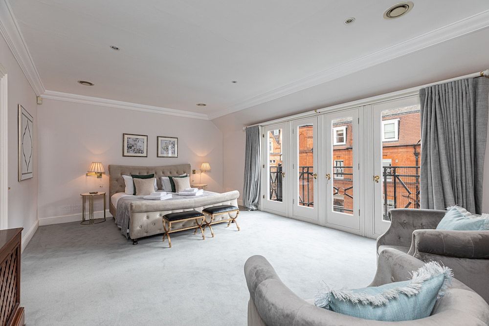 JOIVY Stunning 6-bed house near Harrods in Knightsbridge House (6 Bedrooms) 23