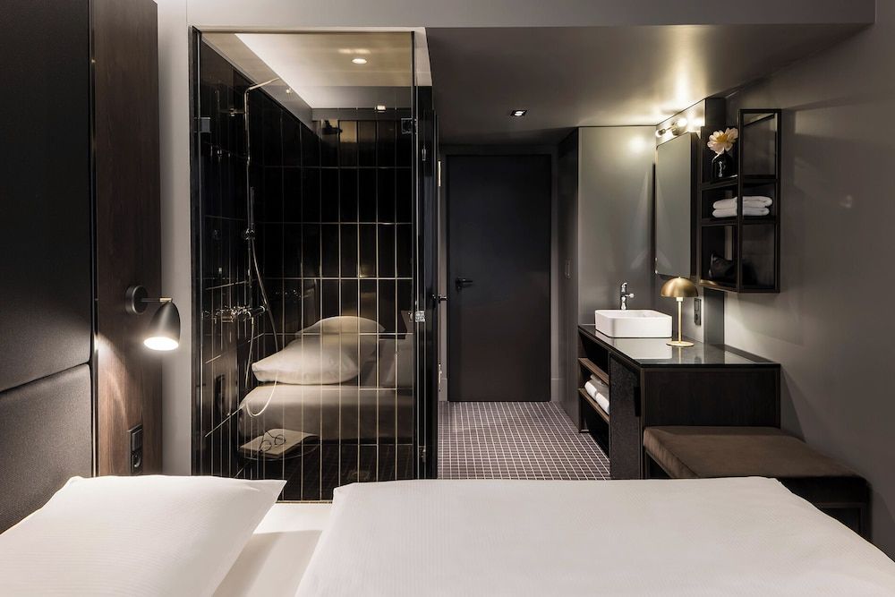 Hotel ROMY by AMANO Economy Double Room 2