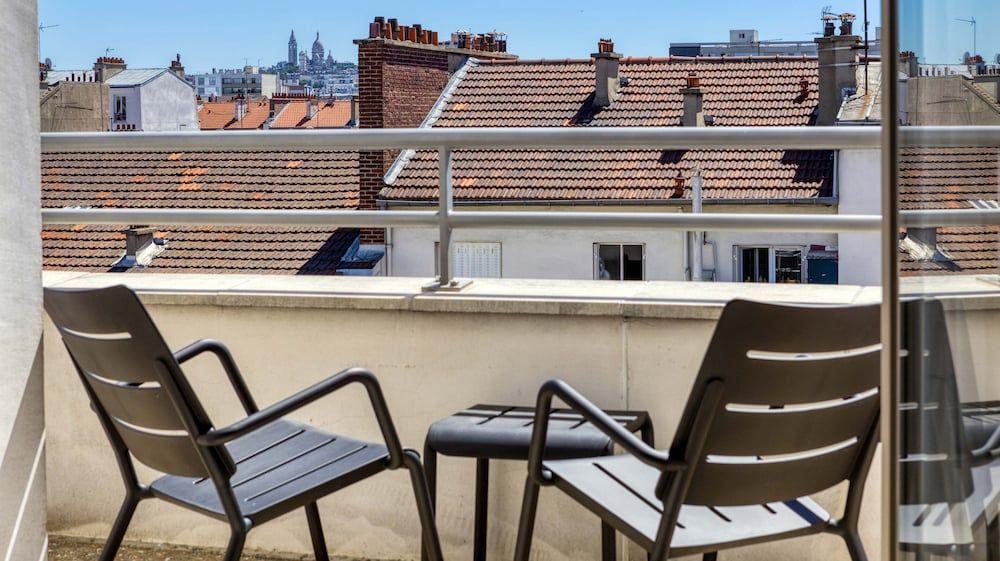 Appart'City Confort Paris Clichy Mairie Appartement T3 4