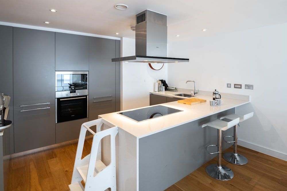 undefined Trendy Queens Park Home Close to Hampstead by Underthedoormat 6